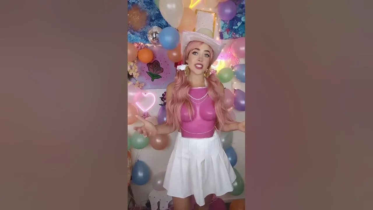 Quy định về livestream: Tổng hợp những điều bạn cần biết để phát sóng an toàn