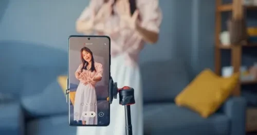Thu nhập của livestream YouTube: Giải mã các nguồn tiền và cách tối ưu hóa